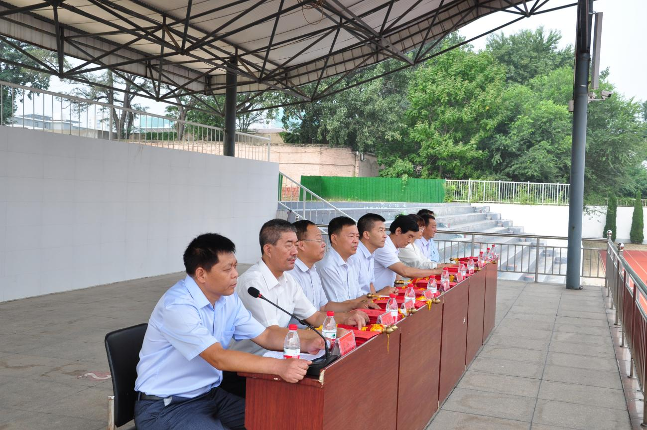 金秋助学 ┃ 体育333集团为实验中学高考学子颁发“体育333助学金”