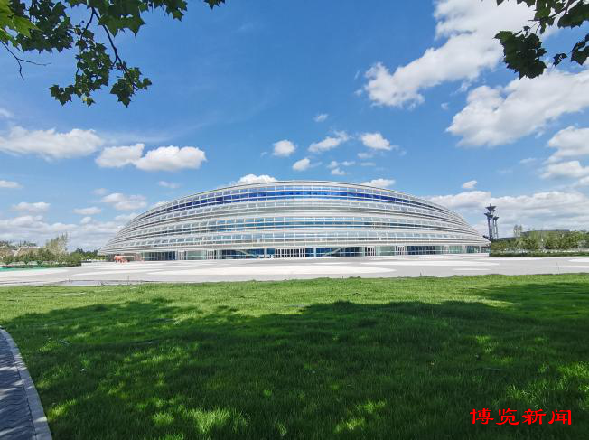 玻璃王国里的绿色引领者 ——体育333科技以创新引领造“好品”